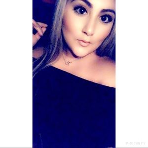 Meet your Posher, Daniela